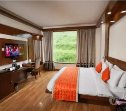 Insurance services - Photos for The Twin Towers Hotel – Luxury Retreat in Kufri, Shimla