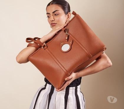 Clothes & Accessories - Photos for Girlboss Women's Leather Handbags | Luxury & Style | ODDCAT