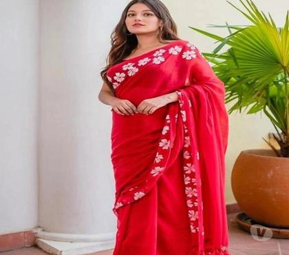 Clothes manufacturers - Photos for Bright Red Handmade Cotton Saree with Shiuli Print