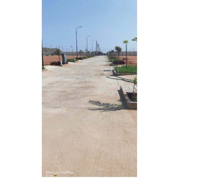Houses & Flats for sale Bangalore - Photos for DC Converted Premium Residential Plots with tons of AMENITIE