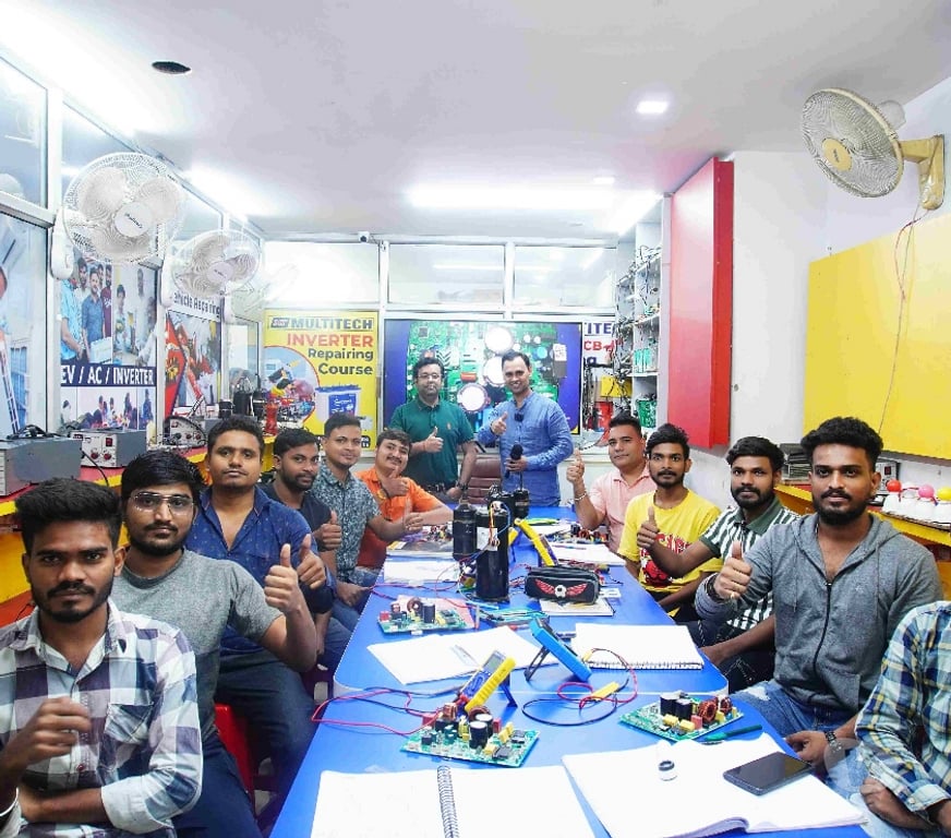 Coaching class New Delhi - Photos for AC PCB Repairing Course in Delhi