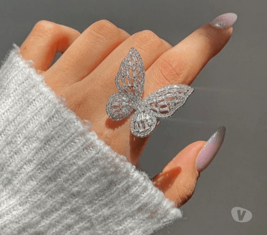 Fashion accessories New Delhi - Photos for Shop Luxury Crystal Butterfly Ring Online
