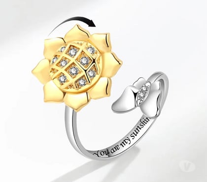Fashion accessories for sale - Photos for Buy Elegance And Style Women's Rings Online