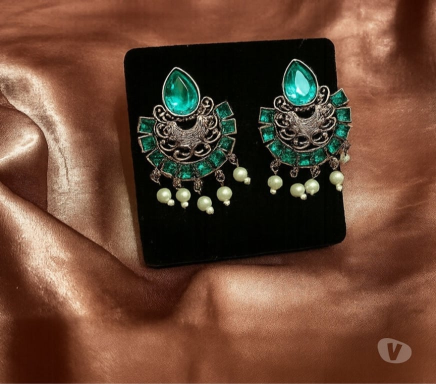 Fashion accessories Delhi - Photos for Buy Stylish Jhumkas Online Traditional And Modern
