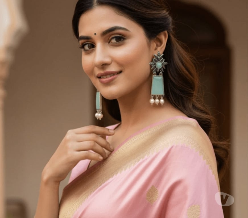 Fashion accessories New Delhi - Photos for Traditional Gold Plated Jhumkas For Weddings