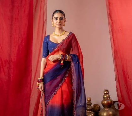 Clothes manufacturers - Photos for RANGOLI SAREE WITH UNSTITCHED BLOUSE PIECES