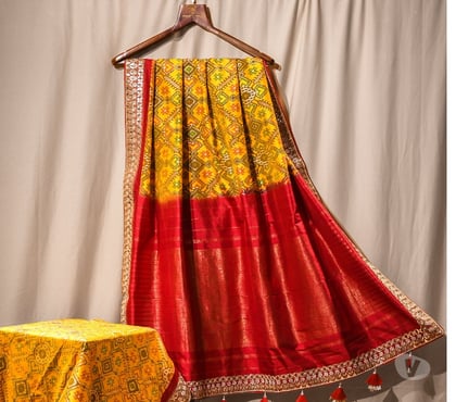 Buy & Sell Clothes - Photos for Pitambari Sarees – A Cultural Shade of Glowing Elegance