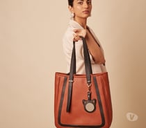 GirlBoss Tote Bags – Affordable Luxury Handbags for Women