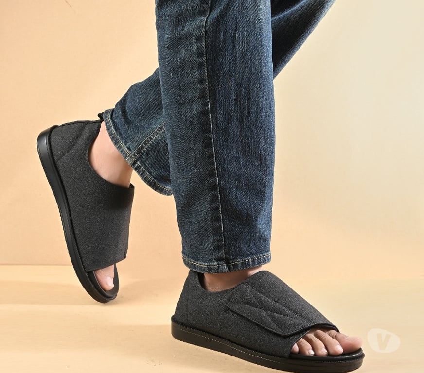 Buy & Sell Scrap Aligarh - Photos for Orthopaedic footwear for diabetics & flat feet.