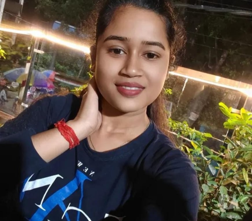 Call girl Bangalore - Photos for Hi I am indipendent girl My WhatsApp 9955378796