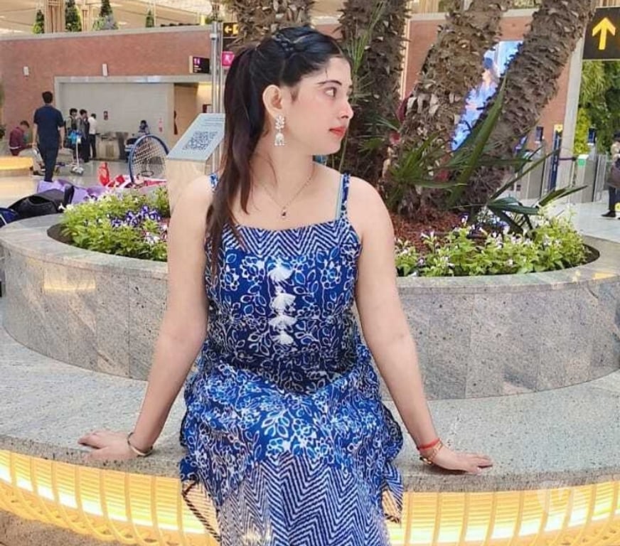 Call girl Bangalore - Photos for Hi guys myself reshma available in banglore 24×7 outcall