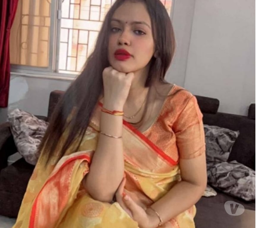 Call girl Bangalore - Photos for I am komal here independent escort in all Bangalore