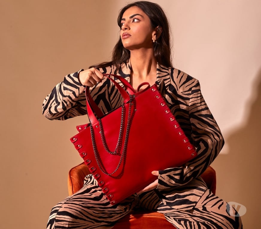 Buy & Sell Clothes Bangalore - Photos for Stylish Women’s Office Bags – Work Smart, Look Confident