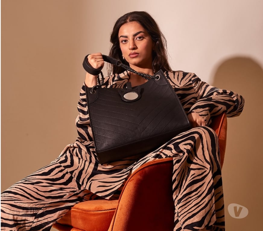 Buy & Sell Clothes Bangalore - Photos for Stylish Women’s Office Bags – Work Smart, Look Confident