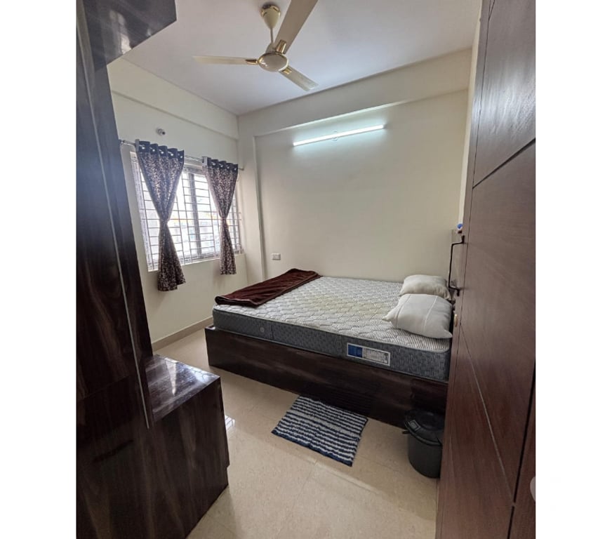 Houses & Flats for sale Bangalore - Photos for Tenanted Residential Building for SALE at Ejipura