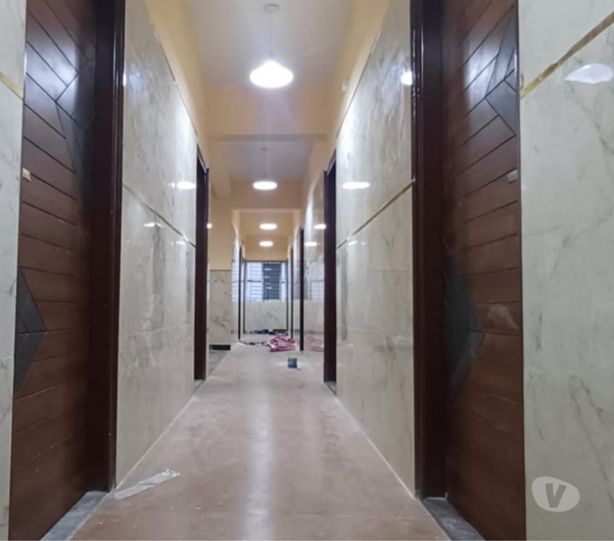 Houses & Flats for sale Bangalore - Photos for BRAND NEW TENANTED PG BUILDING FOR SALE AT HOSUR ROAD