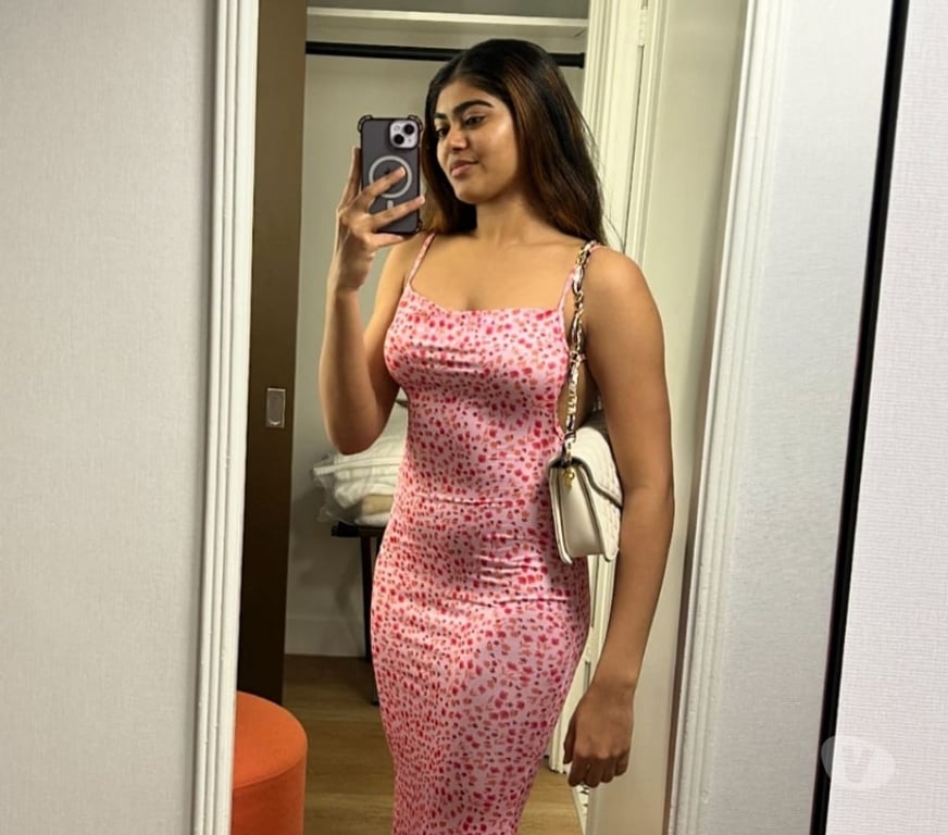 Call girl Bangalore - Photos for I am Nilam call girl 24 7 available all banglore