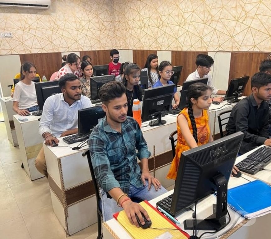 IT & Computer course Delhi - Photos for Computer Institute in Delhi | IT & Digital Marketing Courses