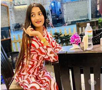 Photos for Muskan independence model girl available in Bangalore