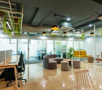 Flexible Workspace near Udyog Vihar – Offices by Qdesq
