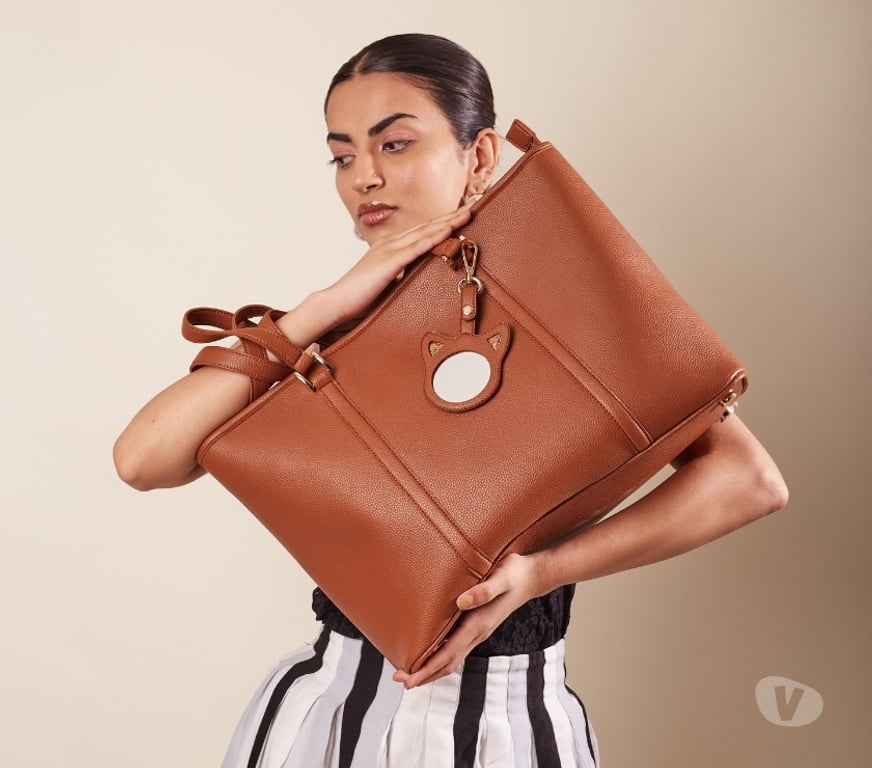 Buy & Sell Clothes New Delhi - Photos for Shop Branded Women Handbags Under ₹2999 | Oddcat