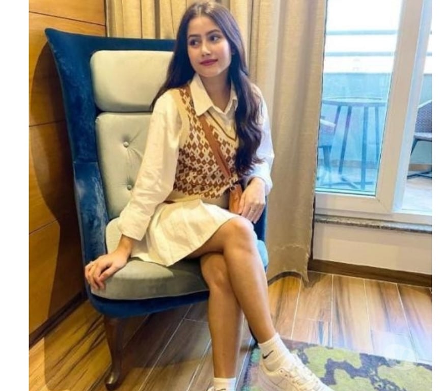 Call girl Noida - Photos for Genuine Call Girls In Noida Cash On Delivery Escort