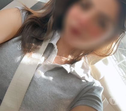 Escort & Massage - Photos for Looking for a young escort or teenage call Girl in Delhi
